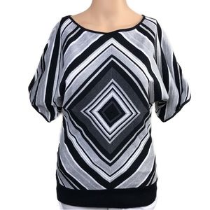 White House | Black Market Top